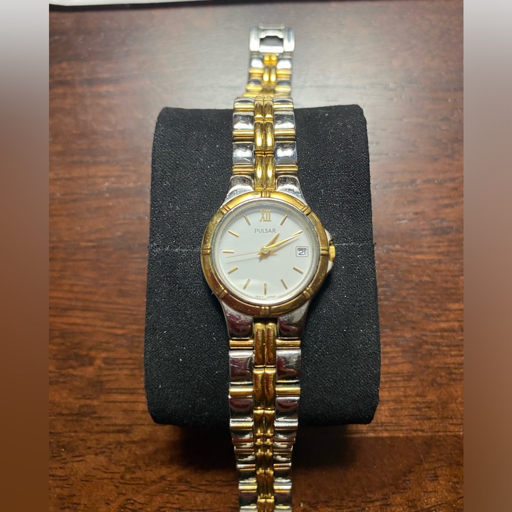 Pulsar silver and gold stainless steel watch
